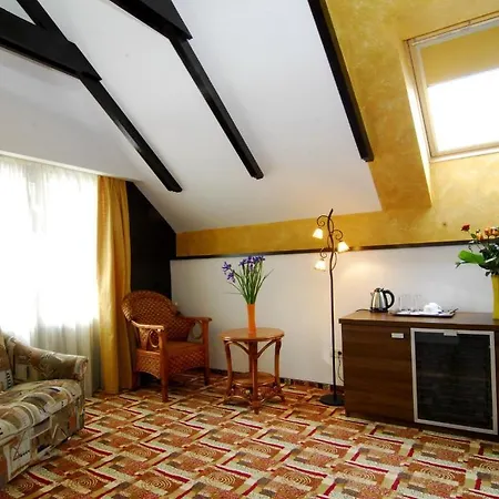Casa Iris-hotel & Restaurant 3*